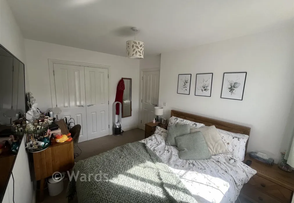 Bedroom 1 - Red Oak Drive, Bearsted, Kent - Wards of Kent