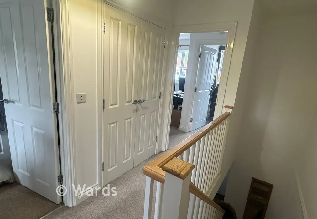 Landing Area - Red Oak Drive, Bearsted, Kent - Wards of Kent
