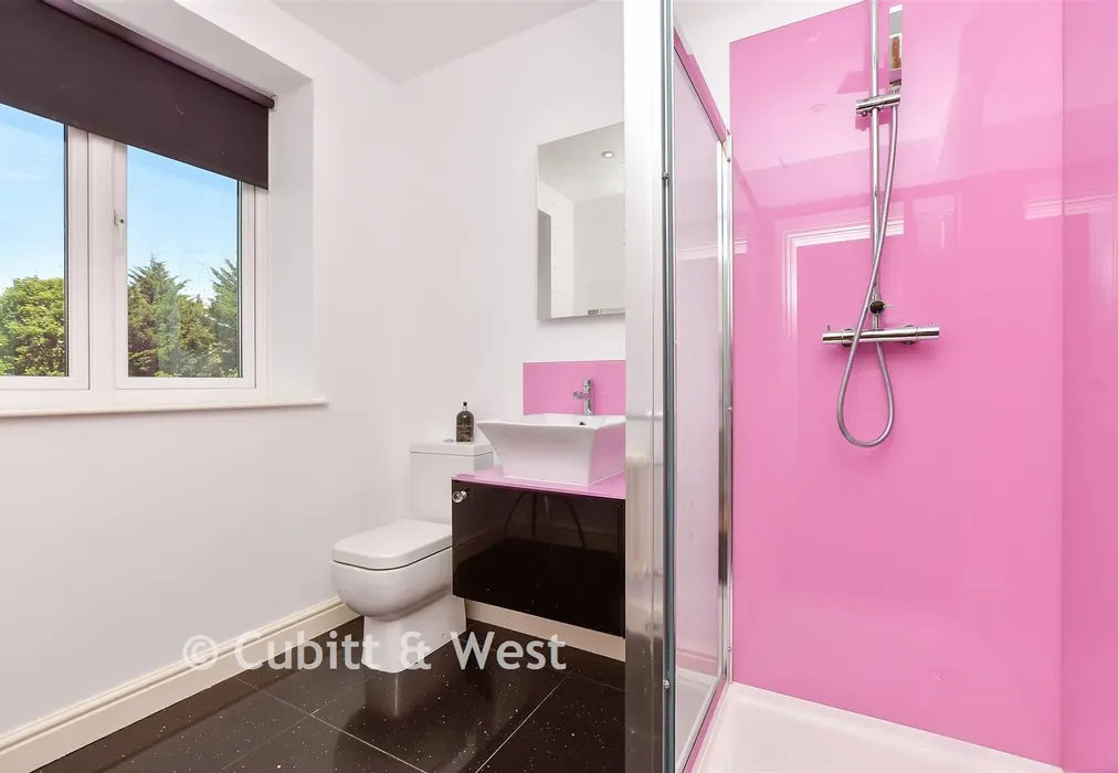 En-Suite Shower Room - Kings Avenue, Carshalton Beeches, Surrey - Wards of Kent