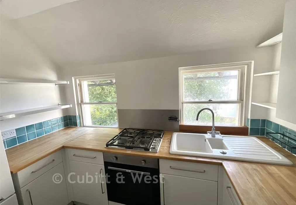 Kitchen - Sea Road, East Preston, West Sussex - Wards of Kent
