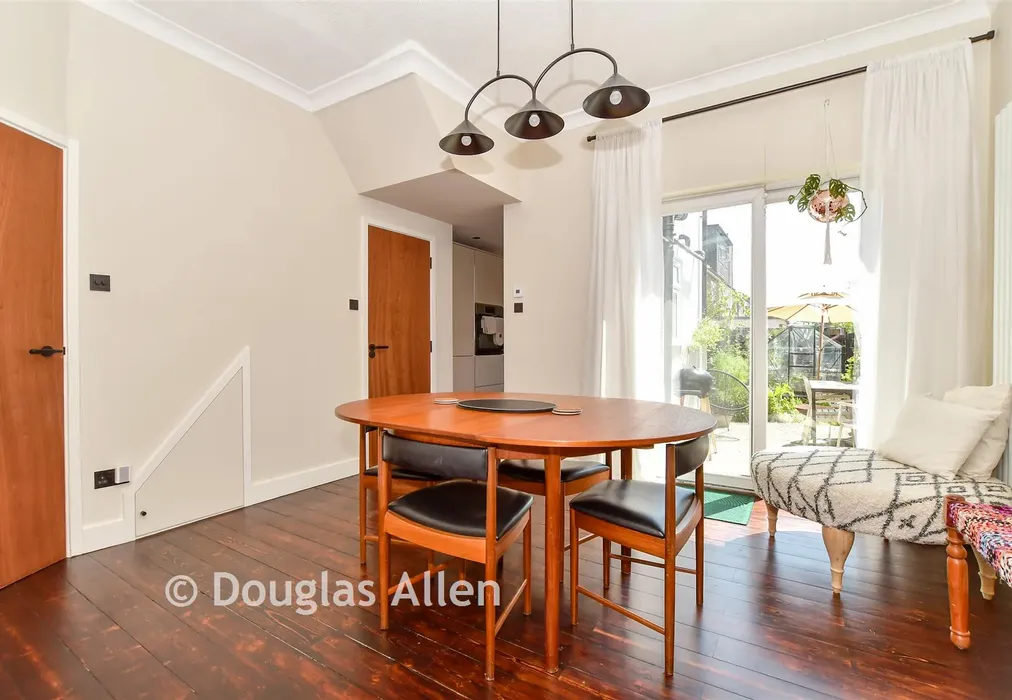 Dining Area - Whalebone Grove, Romford, Essex - Wards of Kent