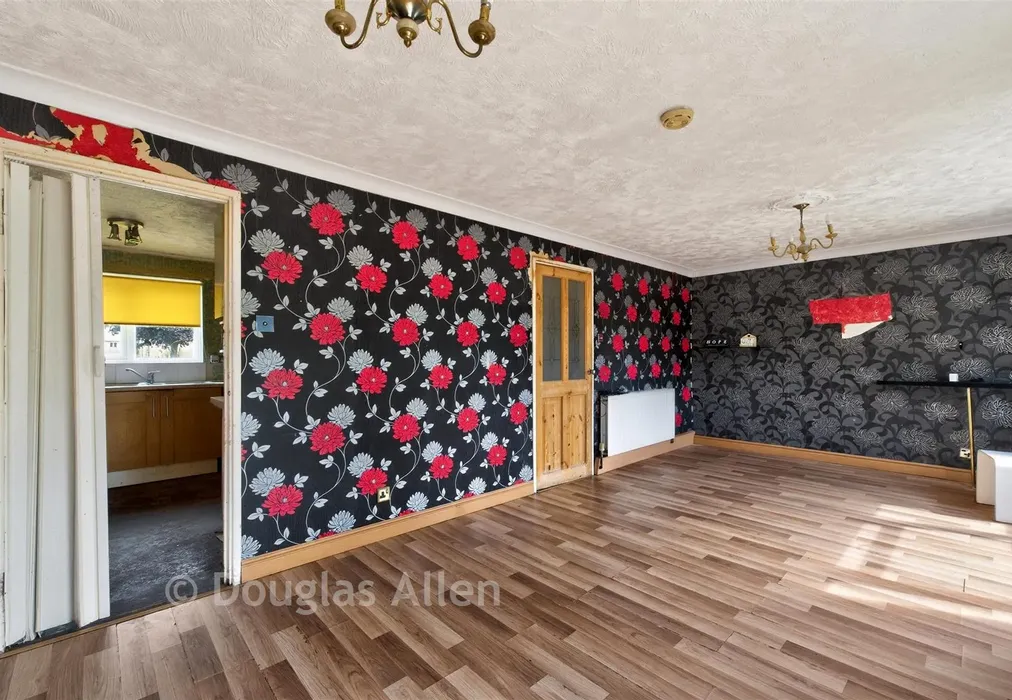 Lounge - Lapwing Road, Wickford, Essex - Wards of Kent