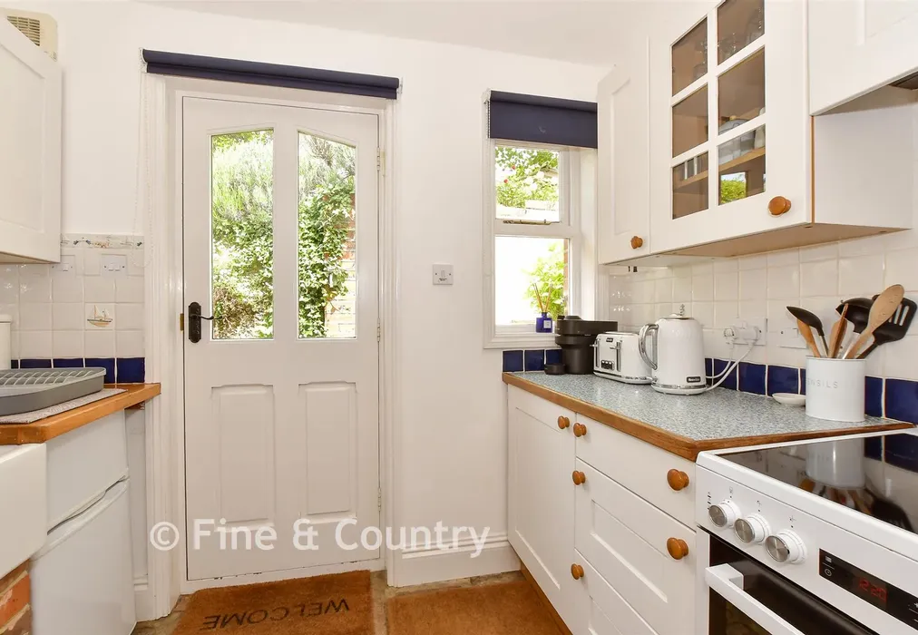 Utility Room - Clatterford Shute, Newport, Isle of Wight - Wards of Kent