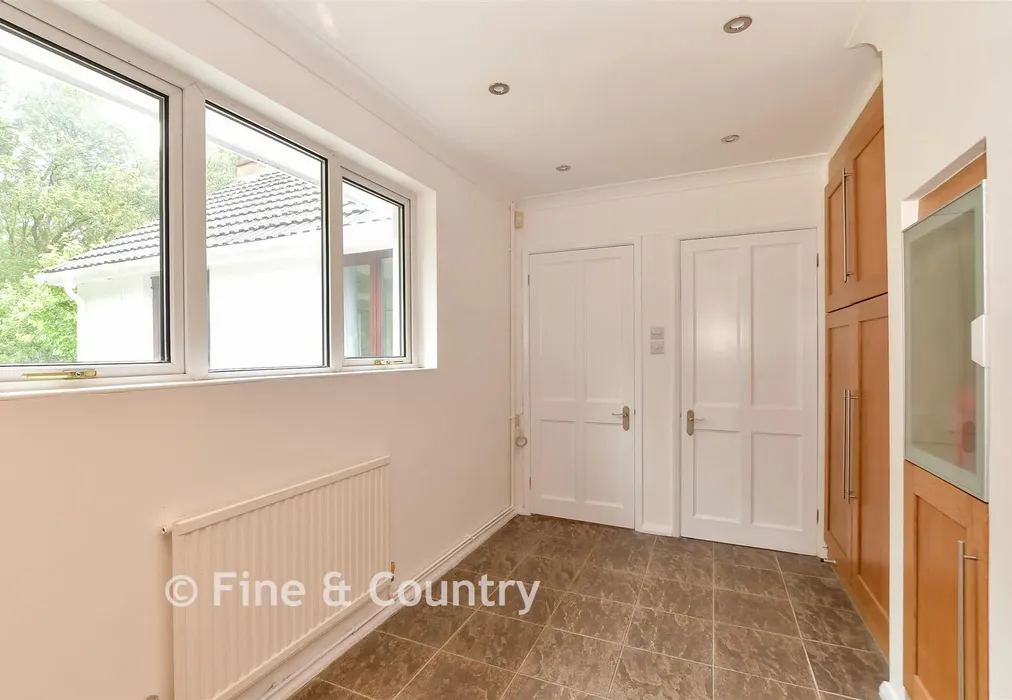 Sitting Area - Ashlake Copse Road, Ryde, Isle of Wight - Wards of Kent
