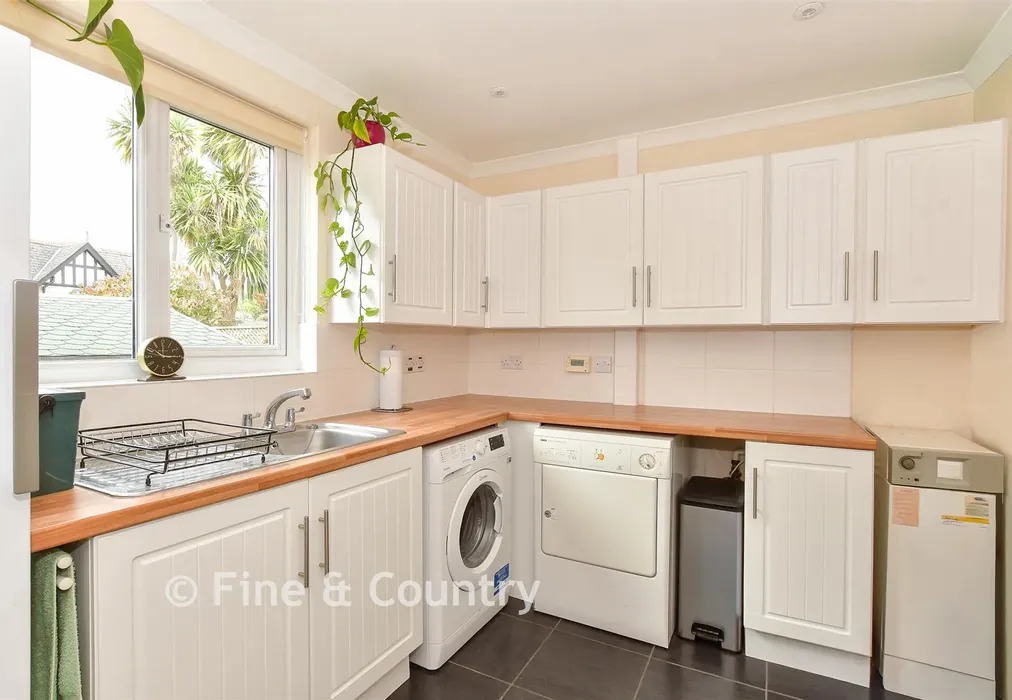 Utility Room - Paddock Road, Shanklin, Isle of Wight - Wards of Kent