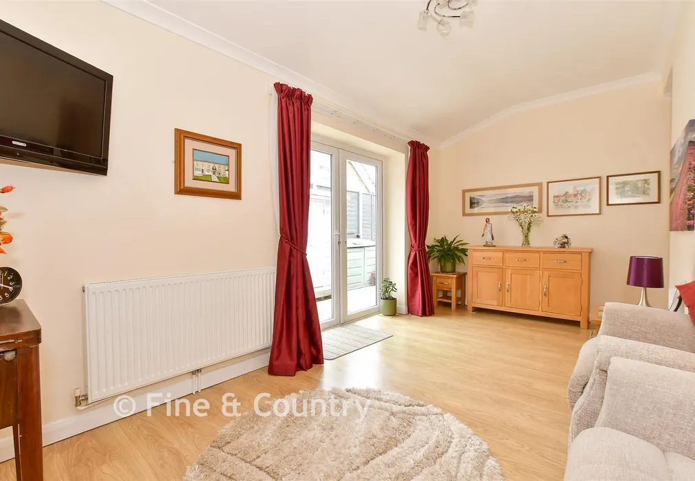 Bedroom 3 - Paddock Road, Shanklin, Isle of Wight - Wards of Kent