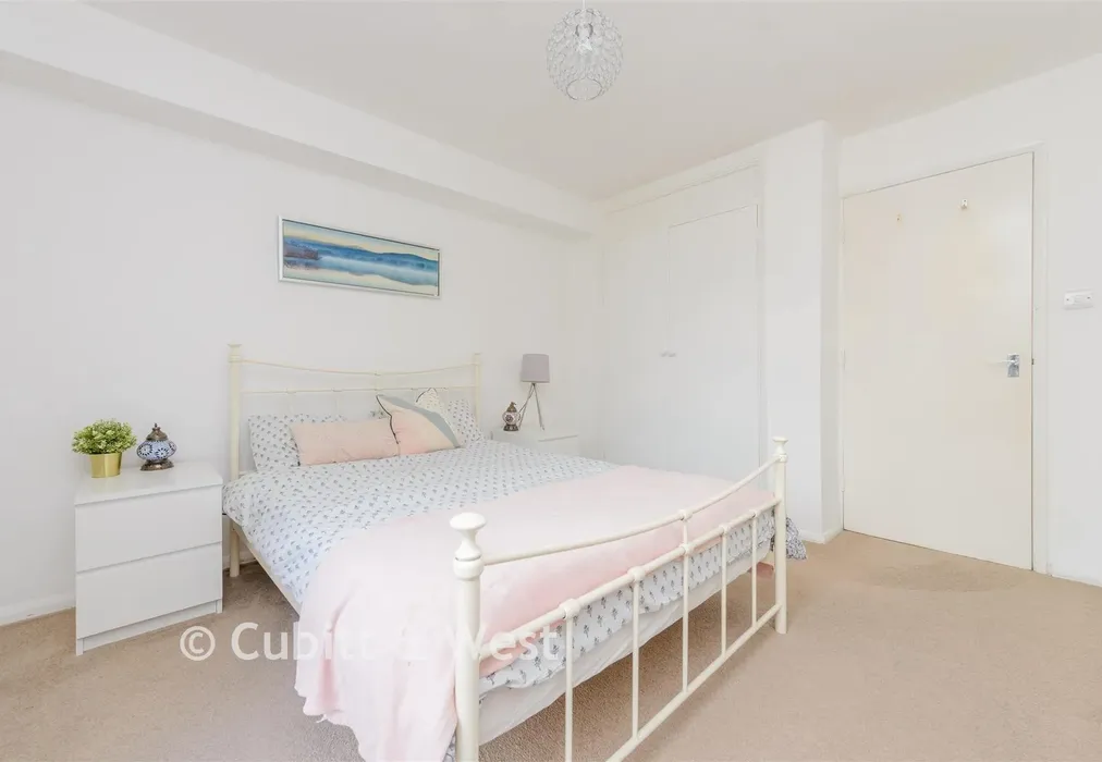 Bedroom 1 - Cheam Road, Sutton, Surrey - Wards of Kent