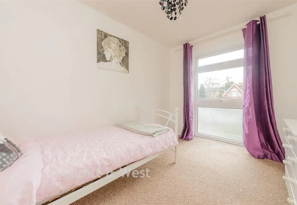 Bedroom 2 - Cheam Road, Sutton, Surrey - Wards of Kent