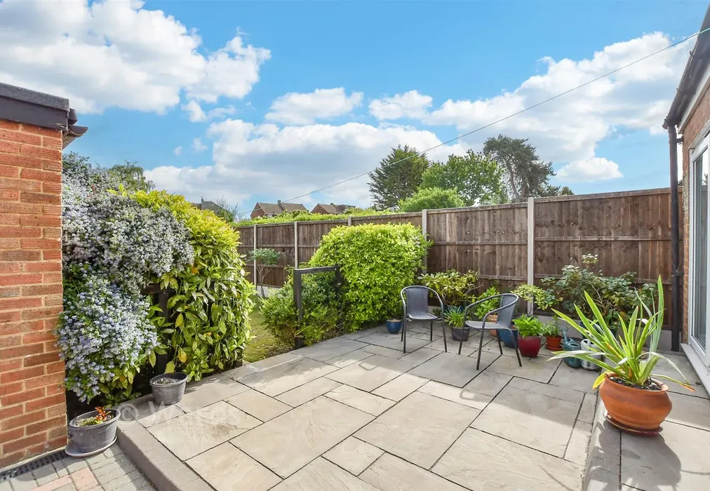 Patio - London Road, Ditton, Kent - Wards of Kent
