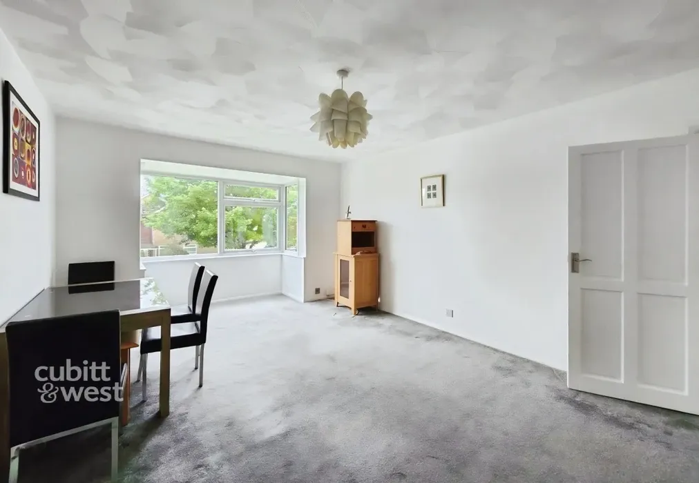 812b23af-1 - Lincett Avenue Worthing BN13 - Wards of Kent