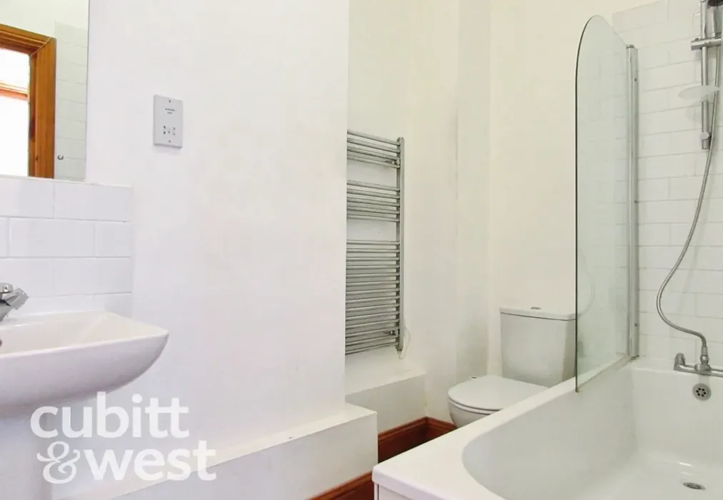  - AVAILABLE WITH NO DEPOSITElphinstone Road Southsea PO5 - Wards of Kent