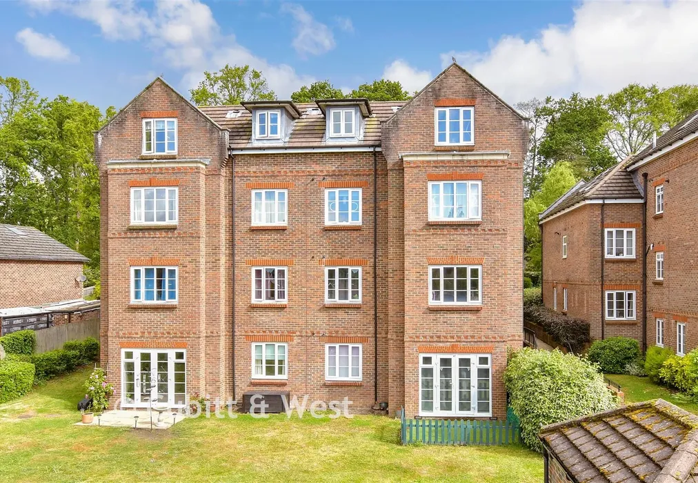 External (Web) - Gatton Park Road, Redhill, Surrey - Wards of Kent