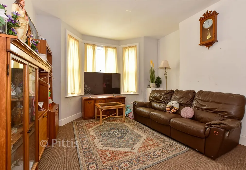Lounge - Newcomen Road, Lake, Isle of Wight - Wards of Kent