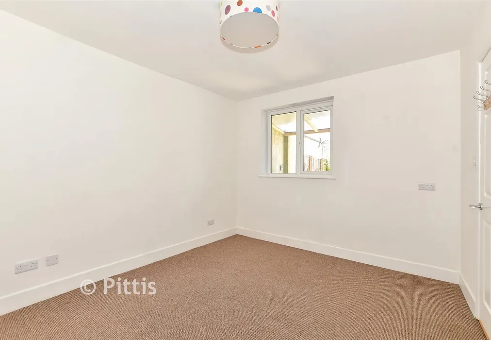 Bedroom - Newcomen Road, Lake, Isle of Wight - Wards of Kent