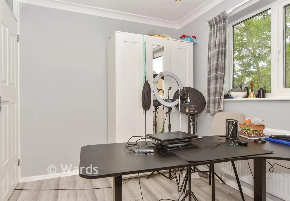 Bedroom 2 - Falcon Way, Ashford, Kent - Wards of Kent