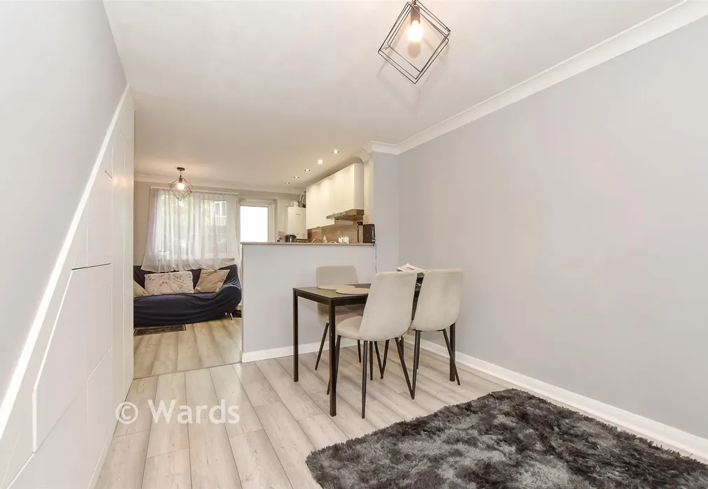 Lounge - Falcon Way, Ashford, Kent - Wards of Kent