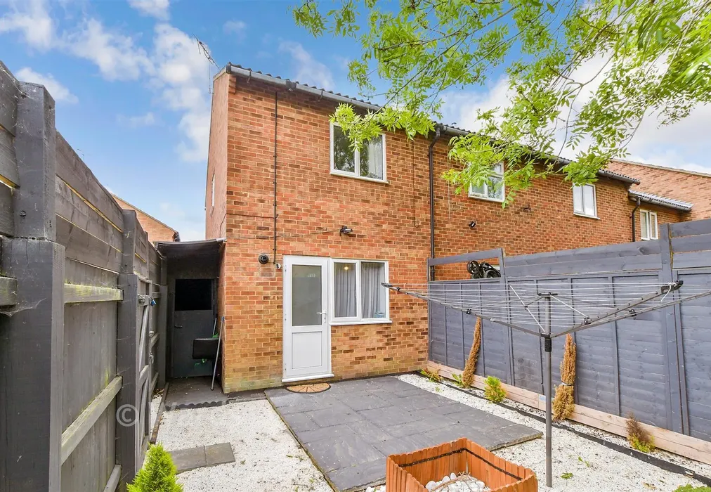 Rear Elevation - Falcon Way, Ashford, Kent - Wards of Kent