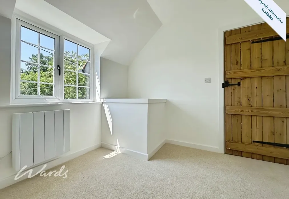Bedroom - Cranbrook Road Staplehurst TN12 - Wards of Kent
