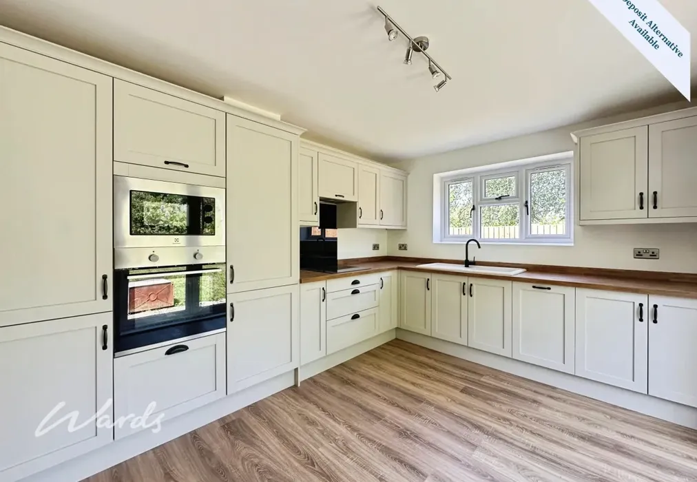 Kitchen - Cranbrook Road Staplehurst TN12 - Wards of Kent