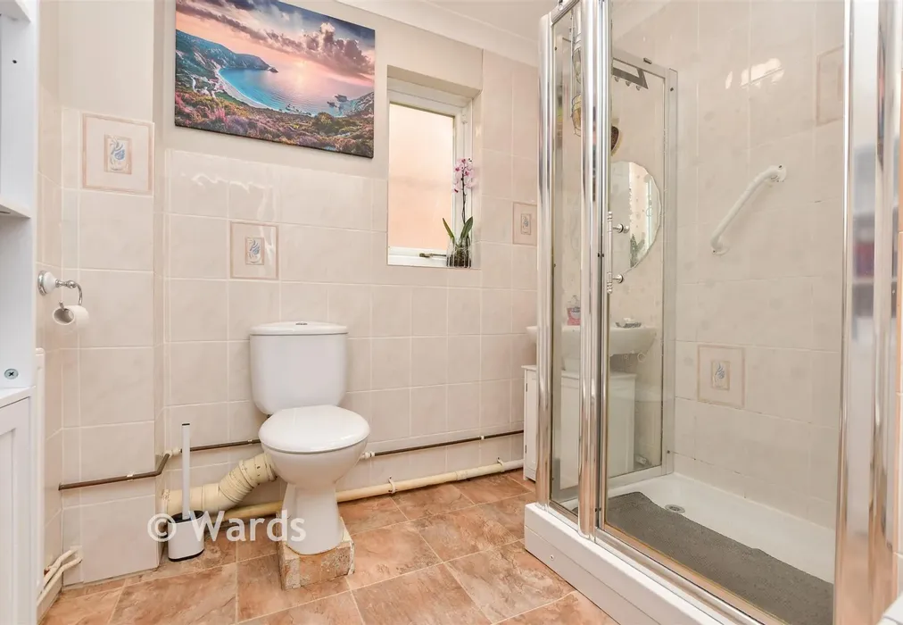 Shower Room - Broomfield Crescent, Cliftonville, Margate, Kent - Wards of Kent