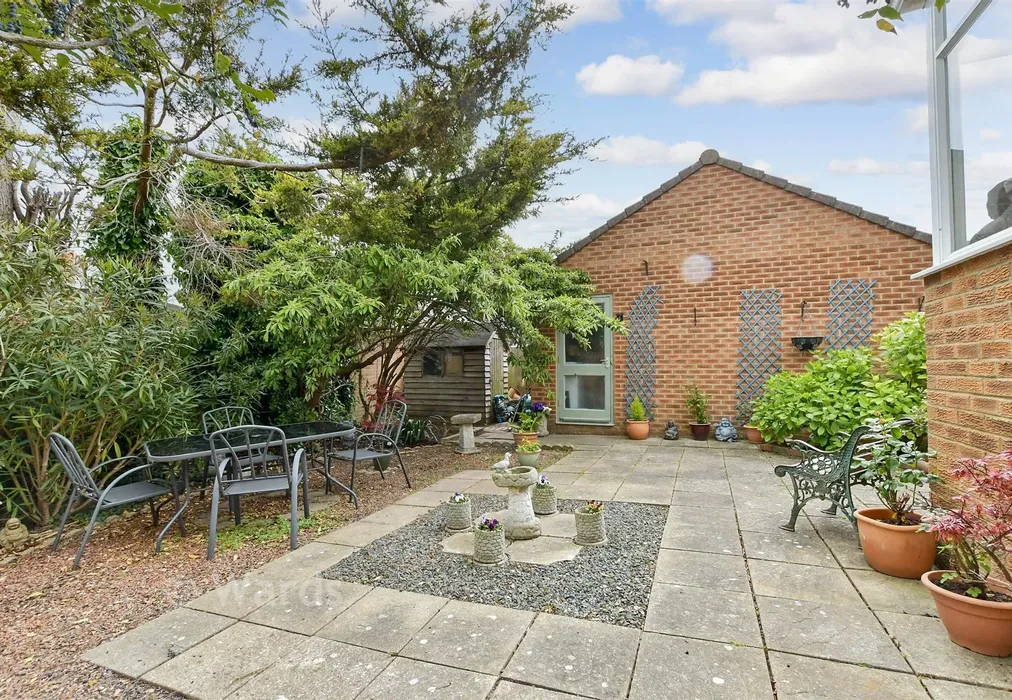 Rear Garden - Broomfield Crescent, Cliftonville, Margate, Kent - Wards of Kent