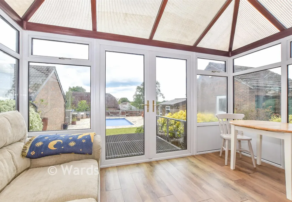 Conservatory - South Lea, Kingsnorth, Kent - Wards of Kent