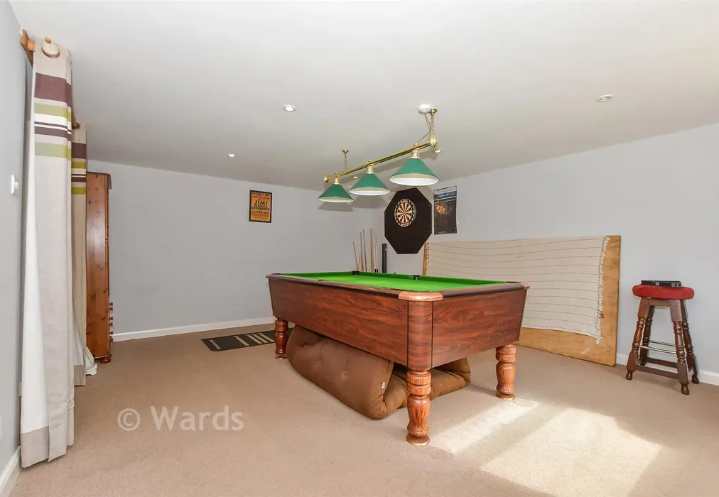 Room 2 - South Lea, Kingsnorth, Kent - Wards of Kent