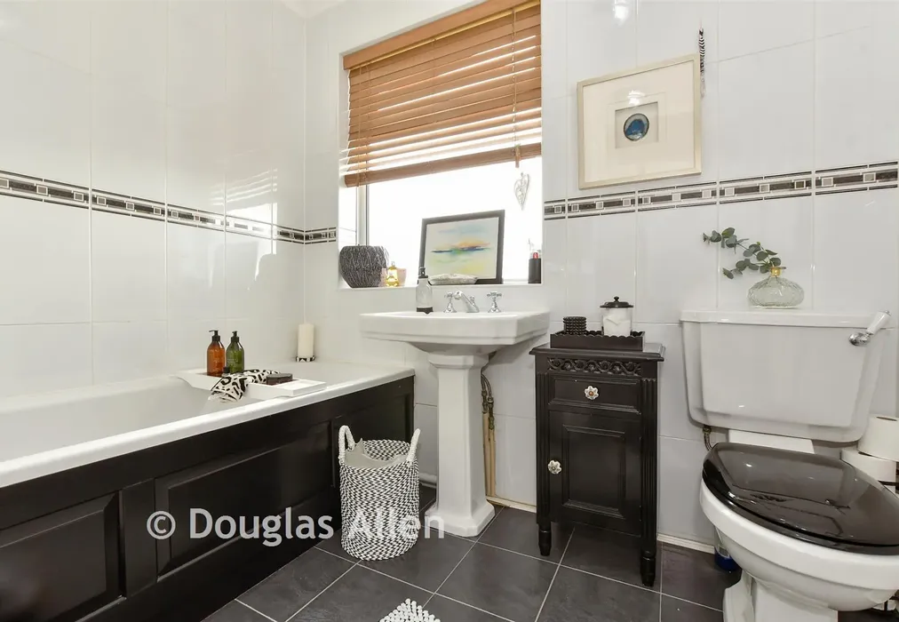 Bathroom - Grosvenor Drive, Hornchurch, Essex - Wards of Kent