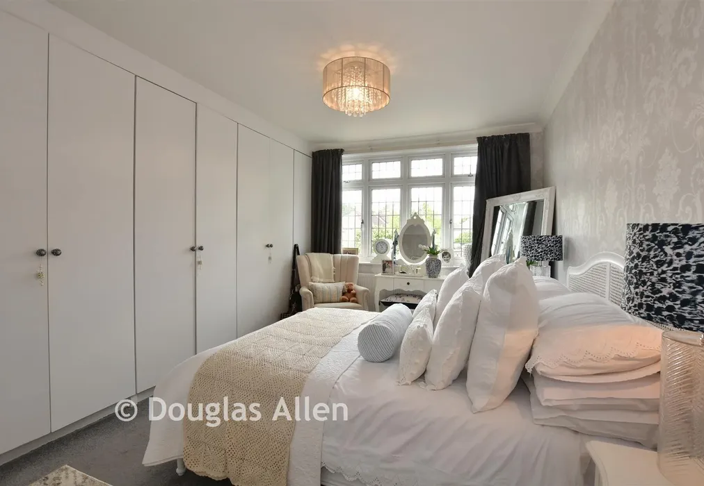 Bedroom 1 - Grosvenor Drive, Hornchurch, Essex - Wards of Kent