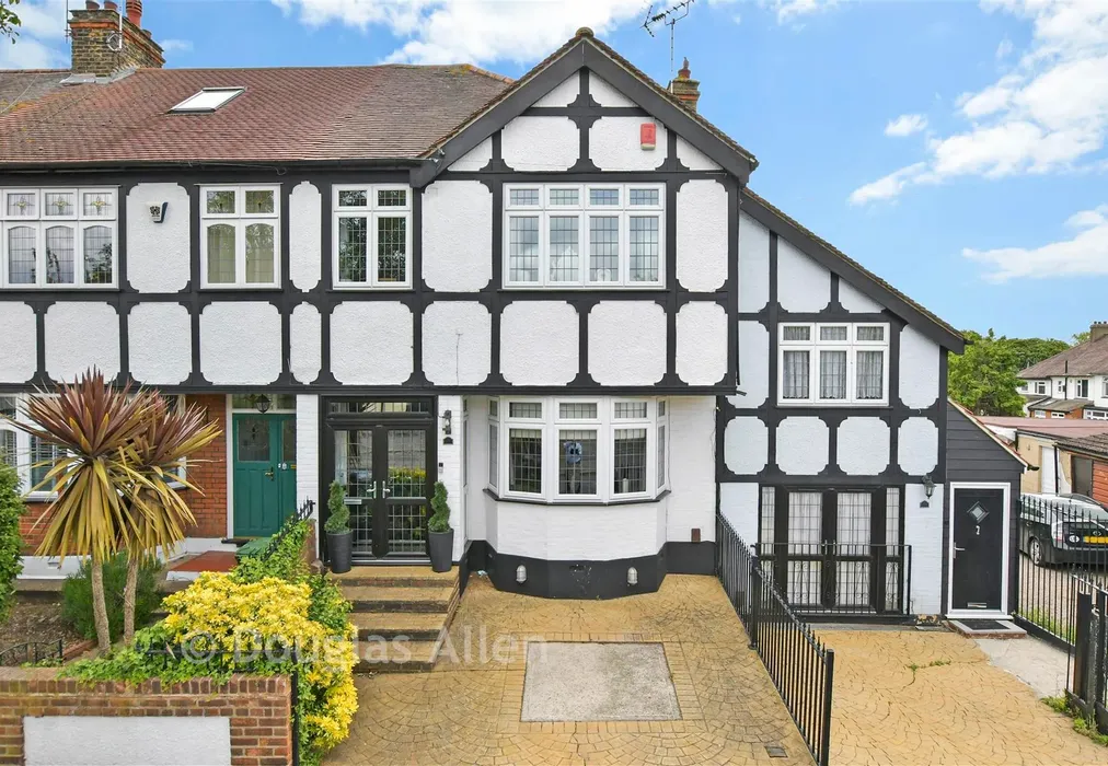 External Web - Grosvenor Drive, Hornchurch, Essex - Wards of Kent