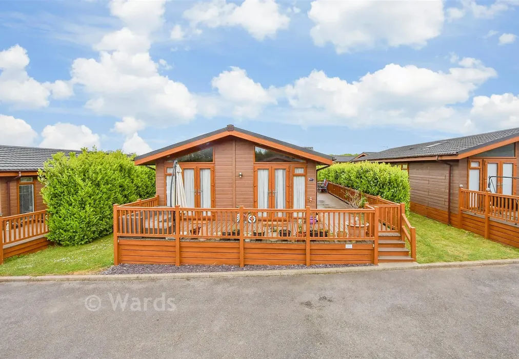 External (Web) - Wateringbury Road, East Malling, Kent - Wards of Kent