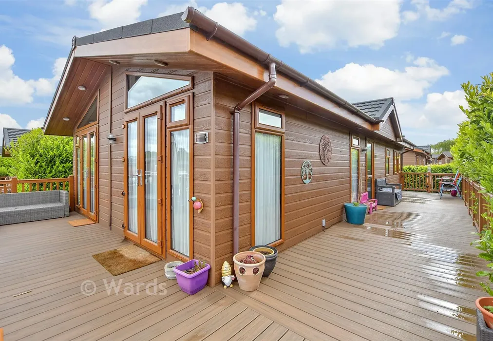 Decking - Wateringbury Road, East Malling, Kent - Wards of Kent