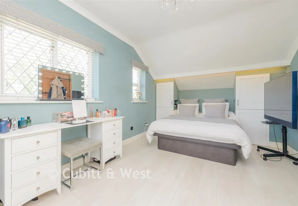Bedroom 3 - Whitewood Lane, Horne, Horley, Surrey - Wards of Kent