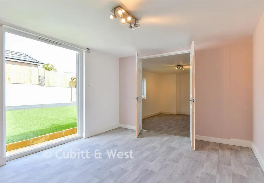 Room 2 - The Ridgway, Brighton, East Sussex - Wards of Kent
