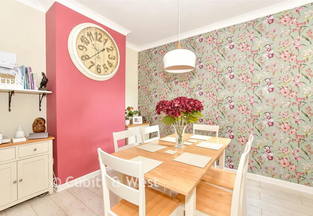 Dining Room - Chichester Road, Portsmouth, Hampshire - Wards of Kent