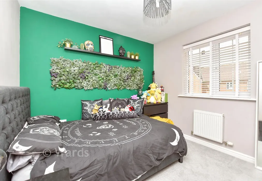 Bedroom 4 - Hazen Road, Kings Hill, West Malling, Kent - Wards of Kent