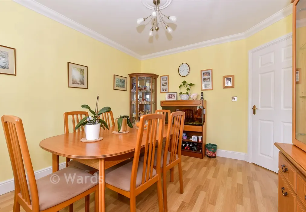 Dining Room - Caesar Avenue, Kingsnorth, Kent - Wards of Kent