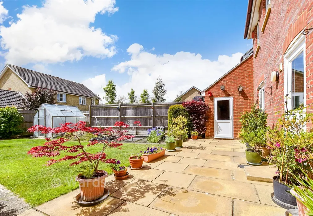 Patio / Decking - Caesar Avenue, Kingsnorth, Kent - Wards of Kent