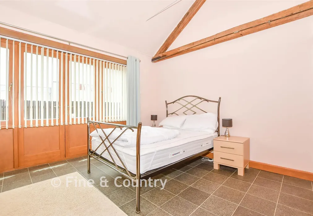 Annexe Bedroom 1 - Ford Farm Lane, Whitwell, Isle of Wight - Wards of Kent