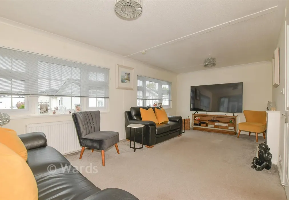 Lounge - Stone Street, Petham, Kent - Wards of Kent