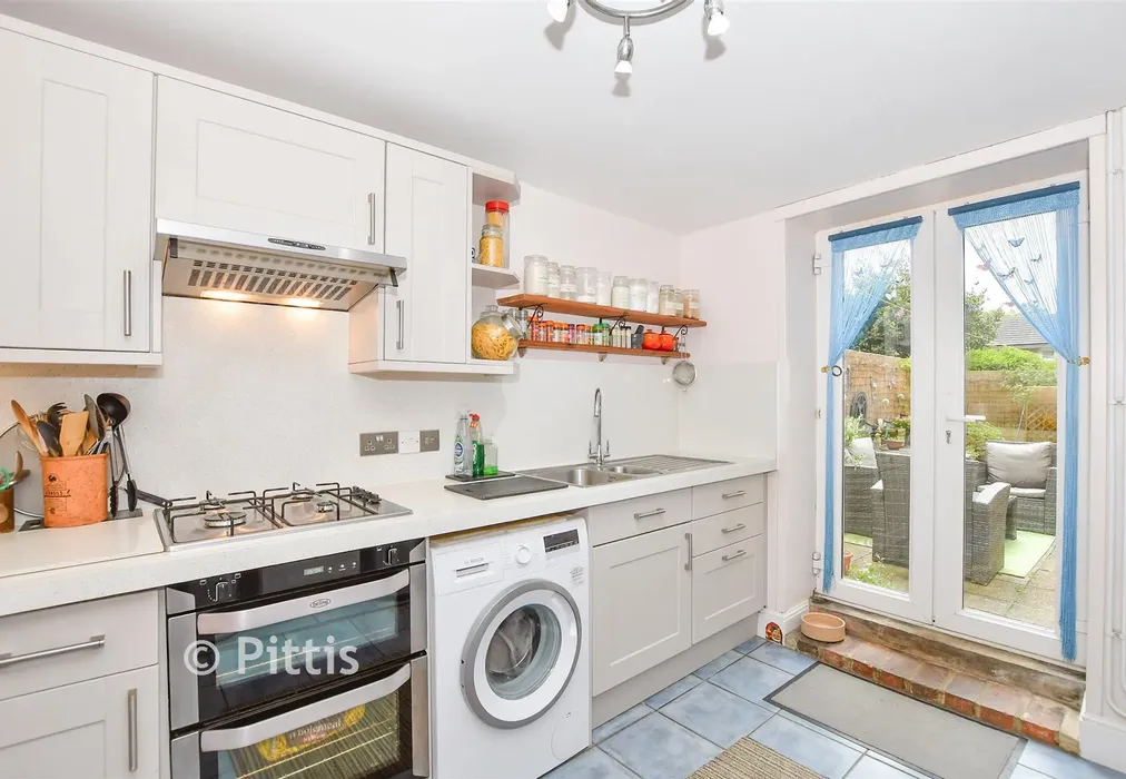 Kitchen - Spring Hill, Ventnor, Isle of Wight - Wards of Kent