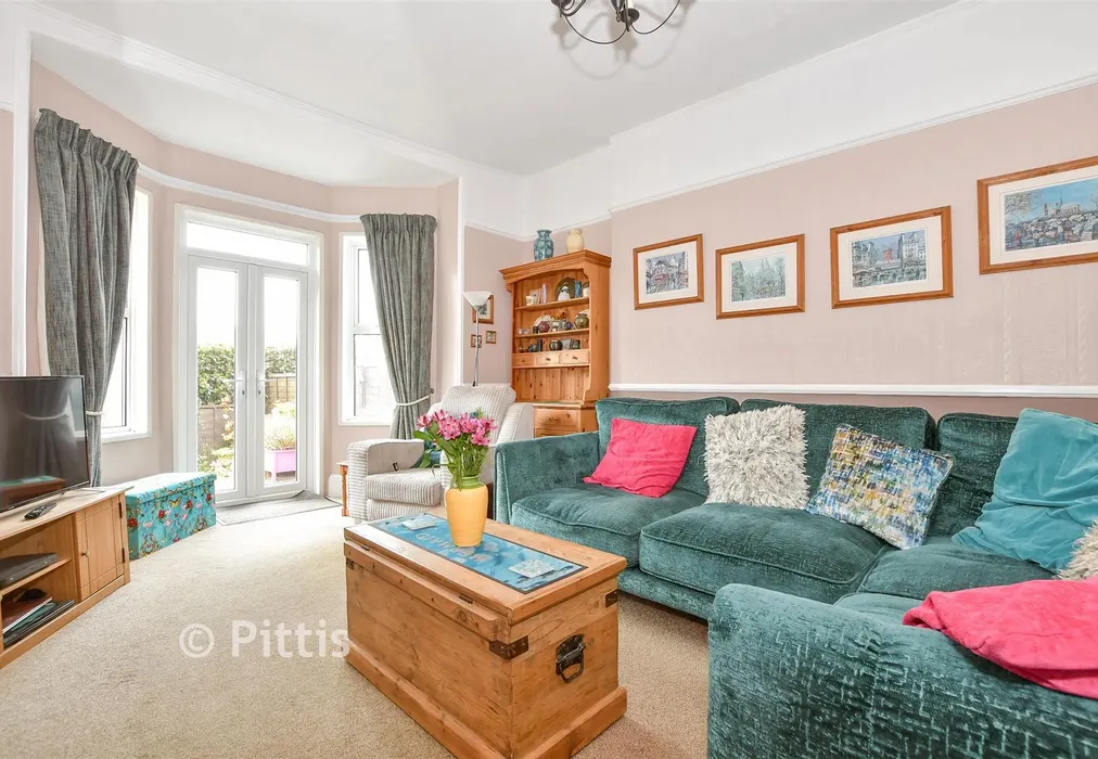 Lounge - Spring Hill, Ventnor, Isle of Wight - Wards of Kent