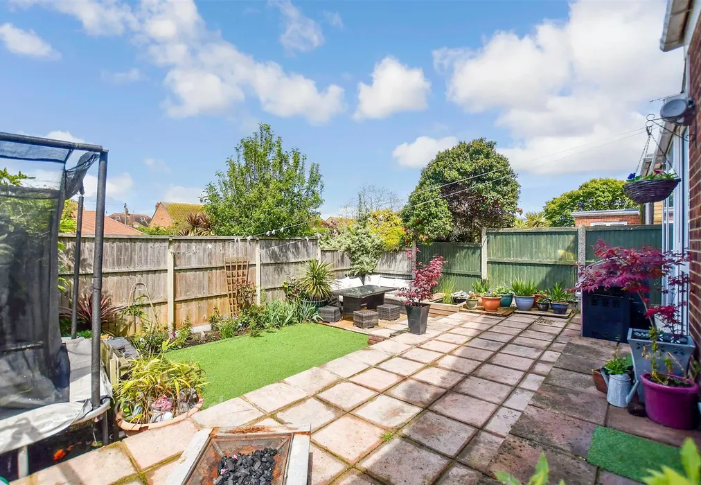 Rear Garden - Gainsborough Drive, Herne Bay, Kent - Wards of Kent