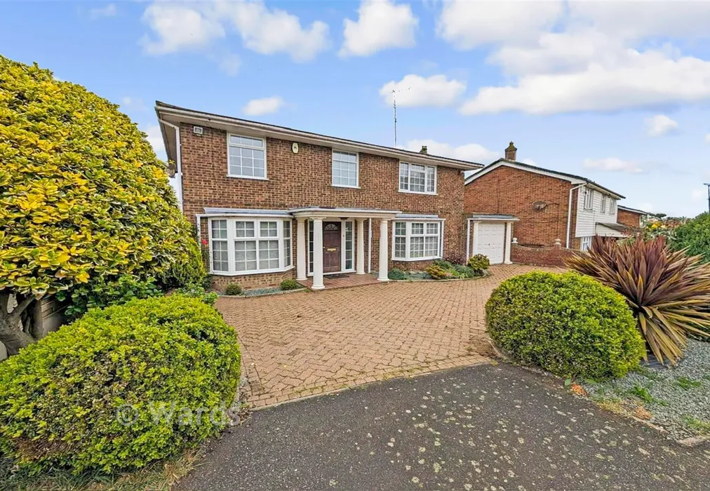 Front - Minster Drive, Minster-On-Sea, Sheerness, Kent - Wards of Kent