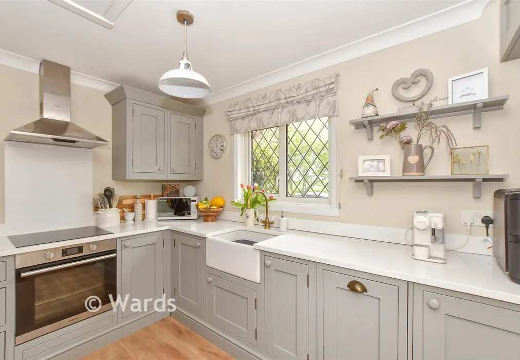 Kitchen - Ashford Road, Bilsington, Ashford, Kent - Wards of Kent