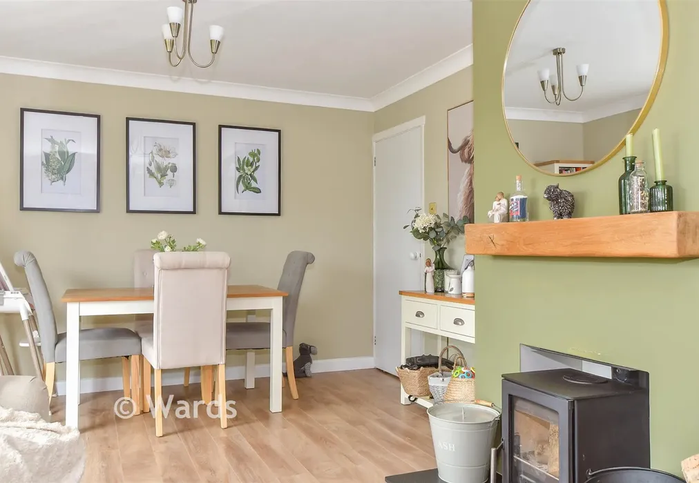 Internal Lifestyle Photograph - Ashford Road, Bilsington, Ashford, Kent - Wards of Kent
