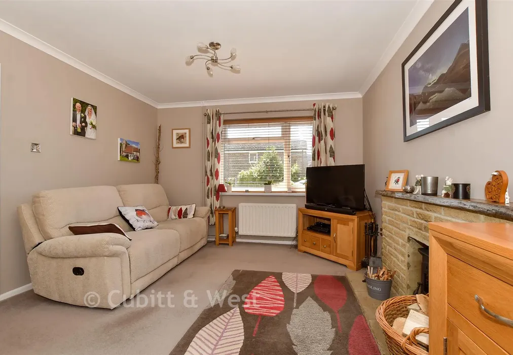 Lounge - Meadow Way, Petworth, West Sussex - Wards of Kent