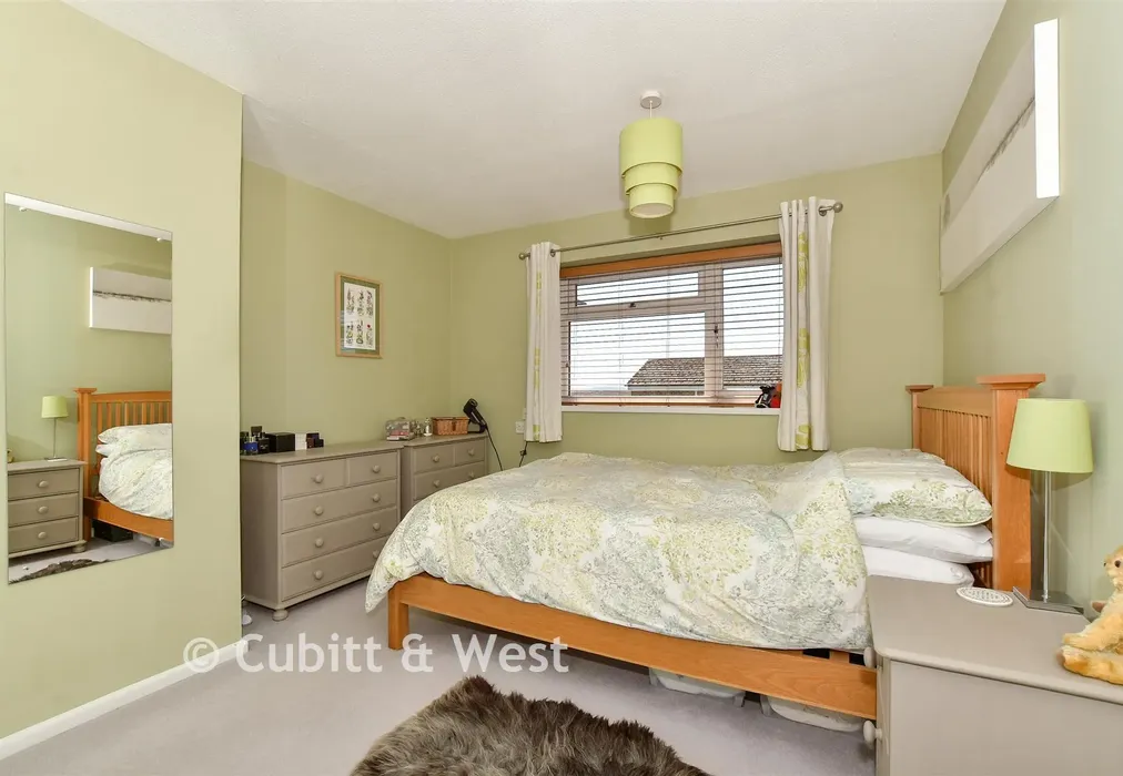 Bedroom 1 - Meadow Way, Petworth, West Sussex - Wards of Kent