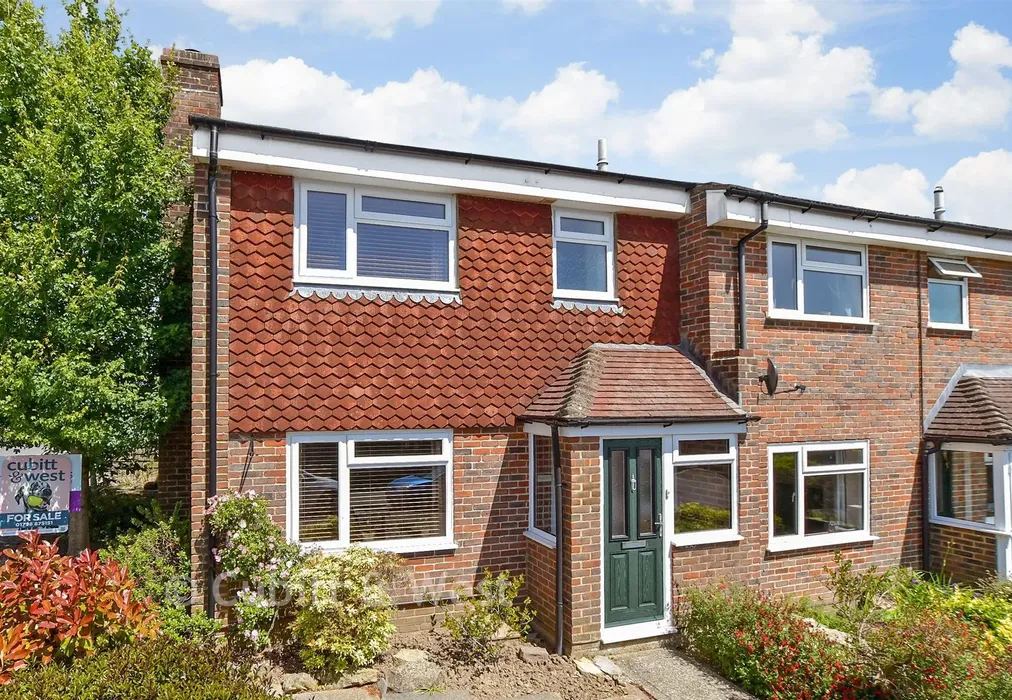 External (Web) - Meadow Way, Petworth, West Sussex - Wards of Kent