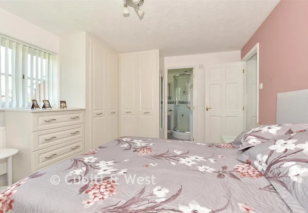 Bedroom 1 - Turnpike Way, Ashington, West Sussex - Wards of Kent